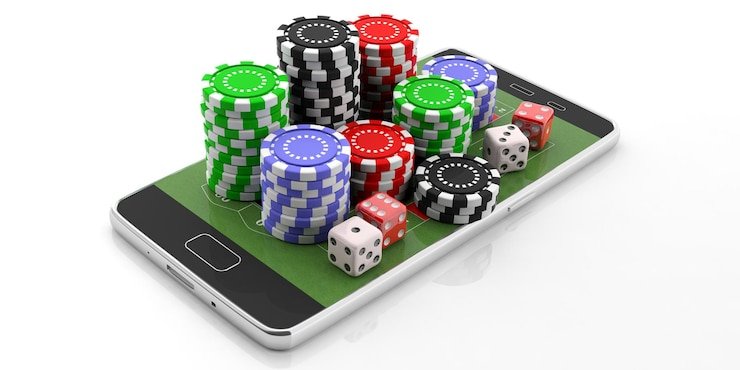 Pengguna mobile membaca syarat cashback